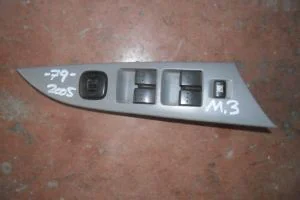 MAZDA 3 2004 ÇIKMA SOL ÖN CAM DÜĞMESİ PLASTİK ÇERÇEVESİ 2003 - 2004 - 2005 - 2006 - 2007 Arası Modellerle Uyumludur