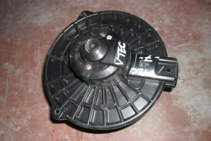 HONDA CIVIC 2002 ÇIKMA KALORİFER MOTORU 2002 - 2003 Arası Modellerle Uyumludur