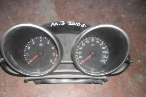 MAZDA 3 2010 ÇIKMA GÖSTERGE SAATİ 2009 - 2010 - 2011 Arası Modellerle Uyumludur