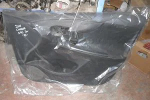 TOYOTA COROLLA 2012 ÇIKMA SAĞ ÖN CAM DÜĞMESİ PLASTİK ÇERÇEVESİ 2011 - 2012 - 2013 Arası Modellerle Uyumludur