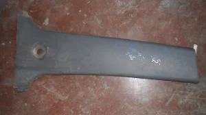 TOYOTA RAV4 2002 ÇIKMA SAĞ ALT ORTA DİREK PLASTİĞİ 2001 - 2002 - 2003 Arası Modellerle Uyumludur