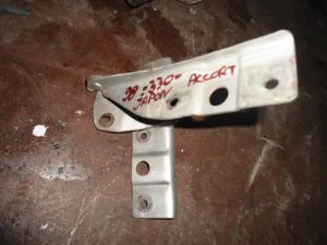 HONDA JAPONACCORD 2000 ÇIKMA SAĞ KAPUT MENTEŞESİ 1999 - 2000 - 2001 Arası Modellerle Uyumludur