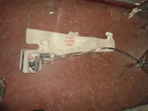 HONDA CRV 2003 ÇIKMA CAM SU BİDONU 2002 - 2003 - 2004 Arası Modellerle Uyumludur