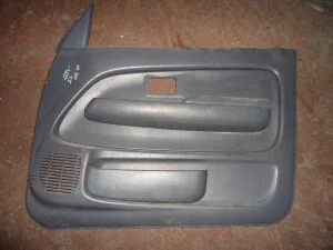 TOYOTA HILUX 2005 ÇIKMA SAĞ ÖN KAPI DÖŞEMESİ 2002 - 2003 - 2004 - 2005 - 2006 Arası Modellerle Uyumludur