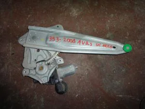 TOYOTA AURIS 2008 ÇIKMA SOL ARKA CAM KİRKOSU 2007 - 2008 - 2009 - 2010 Arası Modellerle Uyumludur