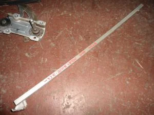 TOYOTA VERSO 2005 ÇIKMA SAĞ ARKA KAPI İÇ DEMİRİ 2004 - 2005 - 2006 - 2007 - 2008 - 2009 Arası Modellerle Uyumludur