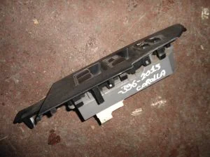 TOYOTA COROLLA 2014 ÇIKMA SOL ÖN CAM DÜĞMESİ 2013 - 2014 - 2015 - 2016 Arası Modellerle Uyumludur