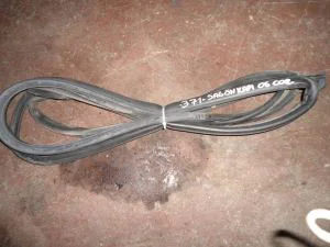 TOYOTA COROLLA 2006 ÇIKMA SAĞ ÖN KAPI FİTİLİ 2005 - 2006 - 2007 Arası Modellerle Uyumludur