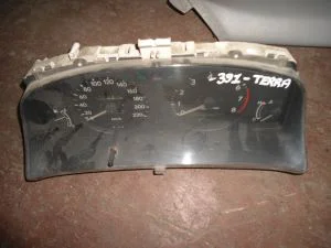 TOYOTA COROLLA 1999 ÇIKMA GÖSTERGE SAATİ 1999 - 2000 Arası Modellerle Uyumludur