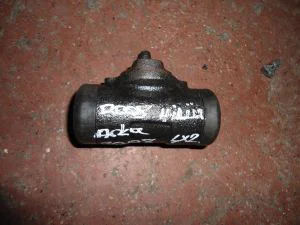 TOYOTA HILUX 2007 ÇIKMA FREN MERKEZİ SAĞ 2006 - 2007 - 2008 - 2009 - 2010 - 2011 Arası Modellerle Uyumludur