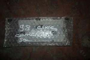 HONDA CIVIC 1999 YENİ ORJİNAL SOL ÖN ÇAMURLUK BANDI 1996 - 1997 - 1998 - 1999 - 2000 - 2001 Arası Modellerle Uyumludur