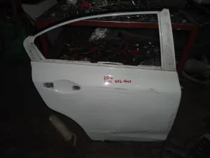 HONDA CIVIC 2014 ÇIKMA HASARLI SAĞ ARKA KAPI 2012 - 2013 - 2014 - 2015 - 2016 Arası Modellerle Uyumludur