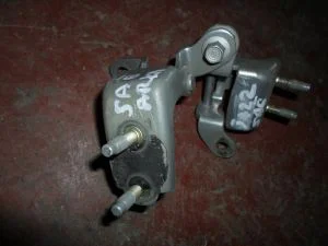 HONDA JAZZ 2005 ÇIKMA SAĞ ARKA KAPI ALT MENTEŞESİ 2002 - 2003 - 2004 - 2005 - 2006 - 2007 - 2008 - 2009 Arası Modellerle Uyumludur