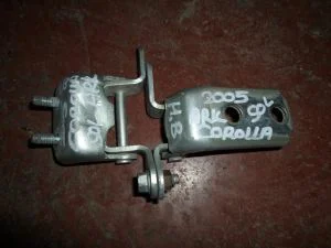 TOYOTA COROLLA HB 2004 ÇIKMA SOL ARKA KAPI ALT MENTEŞESİ 2002 - 2003 - 2004 - 2005 - 2006 - 2007 Arası Modellerle Uyumludur