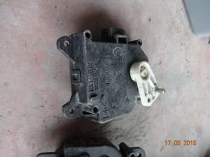 TOYOTA AVENSIS 2000 ÇIKMA KALORİFER ROLESİ 1999 - 2000 - 2001 Arası Modellerle Uyumludur