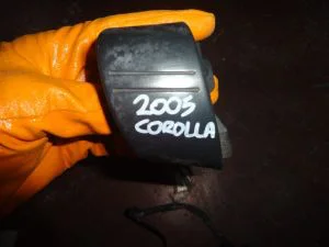 TOYOTA COROLLA 2006 ÇIKMA DİREKSİYON DÜĞMESİ 2005 - 2006 - 2007 Arası Modellerle Uyumludur