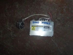 TOYOTA AVENSIS 2005 ÇIKMA HAFİF HASARLI ZENON BEYİNİ 2002 - 2003 - 2004 - 2005 - 2006 - 2007 - 2008 - 2009 Arası Modellerle Uyumludur