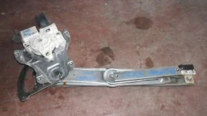 TOYOTA AVENSIS 2005 ÇIKMA SAĞ ÖN CAM KİRKOSU 2002 - 2003 - 2004 - 2005 - 2006 - 2007 - 2008 - 2009 Arası Modellerle Uyumludur