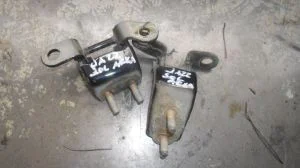 HONDA JAZZ 2005 ÇIKMA SOL ARKA KAPI ALT MENTEŞESİ 2002 - 2003 - 2004 - 2005 - 2006 - 2007 - 2008 - 2009 Arası Modellerle Uyumludur