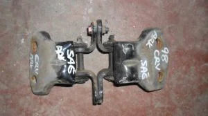HONDA CRV 1999 ÇIKMA SAĞ ARKA KAPI ÜST MENTEŞESİ 1997 - 1998 - 1999 - 2000 - 2001 Arası Modellerle Uyumludur