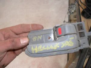 TOYOTA HILUX 2007 ÇIKMA SAĞ ÖN KAPI İÇ AÇMA KOLU 2006 - 2007 - 2008 - 2009 - 2010 - 2011 Arası Modellerle Uyumludur
