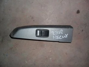 TOYOTA HILUX 2007 ÇIKMA SOL ARKA CAM DÜĞMESİ PLASTİK ÇERÇEVESİ 2006 - 2007 - 2008 - 2009 - 2010 - 2011 Arası Modellerle Uyumludur