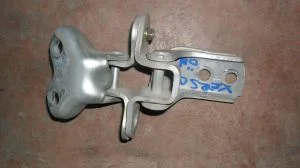 TOYOTA VERSO 2005 ÇIKMA SAĞ ÖN ALT KAPI MENTEŞESİ 2004 - 2005 - 2006 - 2007 - 2008 - 2009 Arası Modellerle Uyumludur
