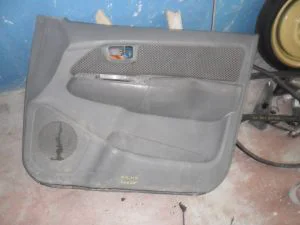 TOYOTA HILUX 2007 ÇIKMA HASARLI SAĞ ÖN KAPI DÖŞEMESİ 2006 - 2007 - 2008 - 2009 - 2010 - 2011 Arası Modellerle Uyumludur