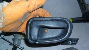 TOYOTA COROLLA 1995 ÇIKMA SAĞ ARKA KAPI İÇ AÇMA KOLU 1993 - 1994 - 1995 - 1996 - 1997 - 1998 Arası Modellerle Uyumludur