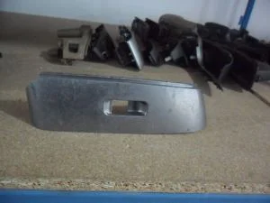 HONDA JAZZ 2005 ÇIKMA SOL ÖN CAM DÜĞMESİ PLASTİK ÇERÇEVESİ 2002 - 2003 - 2004 - 2005 - 2006 - 2007 - 2008 - 2009 Arası Modellerle Uyumludur