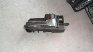 TOYOTA COROLLA 2004 ÇIKMA SAĞ ÖN KAPI İÇ AÇMA KOLU 2002 - 2003 - 2004 - 2005 - 2006 - 2007 Arası Modellerle Uyumludur