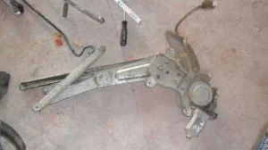 TOYOTA HILUX 2005 ÇIKMA SAĞ ÖN CAM MOTORU 2002 - 2003 - 2004 - 2005 - 2006 Arası Modellerle Uyumludur
