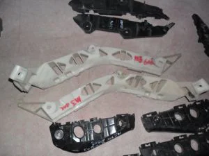 MAZDA 3 2005 ÇIKMA SAĞ ARKA YAN TAMPON BRAKETİ 2003 - 2004 - 2005 - 2006 - 2007 - 2008 - 2009 Arası Modellerle Uyumludur