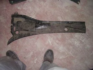 TOYOTA CARINA 1997 ÇIKMA SOL ÖN CAM IZGARASI 1995 - 1996 - 1997 - 1998 Arası Modellerle Uyumludur