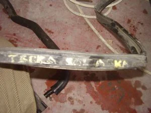TOYOTA COROLLA 1999 ÇIKMA SOL ARKA CAM FİTİLİ 1999 - 2000 Arası Modellerle Uyumludur