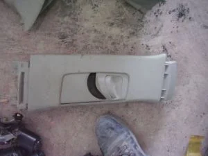 TOYOTA COROLLA 2008 ÇIKMA SOL ÜST ORTA DİREK PLASTİĞİ 2007 - 2008 - 2009 - 2010 - 2011 - 2012 - 2013 Arası Modellerle Uyumludur
