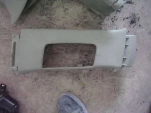TOYOTA COROLLA 2008 ÇIKMA SOL ÜST ORTA DİREK PLASTİĞİ 2007 - 2008 - 2009 - 2010 - 2011 - 2012 - 2013 Arası Modellerle Uyumludur