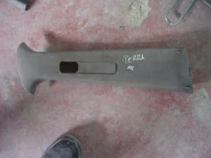 TOYOTA COROLLA 1999 ÇIKMA SAĞ ÜST ORTA DİREK PLASTİĞİ 1999 - 2000 Arası Modellerle Uyumludur