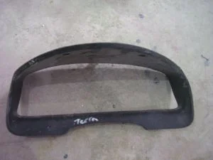 TOYOTA COROLLA 1999 ÇIKMA GÖSTERGE SAATİ ÇERÇEVESİ 1999 - 2000 Arası Modellerle Uyumludur