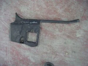 TOYOTA COROLLA 1990 ÇIKMA GÖĞÜS DİZ PLASTİĞİ 1990 - 1991 - 1992 Arası Modellerle Uyumludur