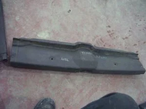 TOYOTA COROLLA 1999 ÇIKMA ARKA PANEL ÜSTÜ PLASTİĞİ 1999 - 2000 Arası Modellerle Uyumludur