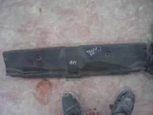 TOYOTA COROLLA 1999 ÇIKMA ARKA PANEL ÜSTÜ PLASTİĞİ 1999 - 2000 Arası Modellerle Uyumludur