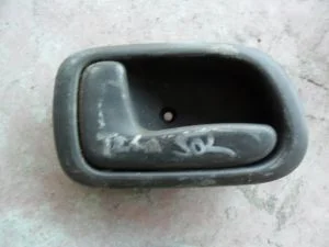 TOYOTA COROLLA 1999 ÇIKMA SOL ARKA KAPI İÇ AÇMA KOLU 1999 - 2000 Arası Modellerle Uyumludur