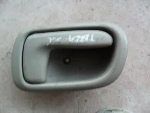 TOYOTA COROLLA 1999 ÇIKMA SAĞ ARKA KAPI İÇ AÇMA KOLU 1999 - 2000 Arası Modellerle Uyumludur