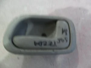 TOYOTA COROLLA 1999 ÇIKMA SAĞ ARKA KAPI İÇ AÇMA KOLU 1999 - 2000 Arası Modellerle Uyumludur