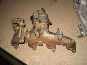 TOYOTA HILUX 2000 ÇIKMA EMME MANİFOLDU 1989 - 1990 - 1991 - 1992 - 1993 - 1994 - 1995 - 1996 - 1997 - 1998 - 1999 - 2000 - 2001 - 2002 - 2003 - 2004 - 2005 - 2006 Arası Modellerle Uyumludur