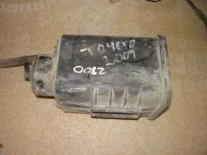TOYOTA COROLLA 2004 ÇIKMA GANİSTER BİDONU 2002 - 2003 - 2004 - 2005 - 2006 - 2007 Arası Modellerle Uyumludur