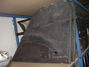 TOYOTA COROLLA 2004 ÇIKMA ARKA CAM DÜĞMESİ 2002 - 2003 - 2004 - 2005 - 2006 - 2007 Arası Modellerle Uyumludur