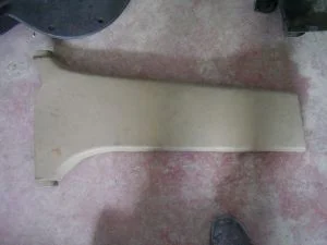 TOYOTA AVENSIS 2005 ÇIKMA SAĞ ALT ORTA DİREK PLASTİĞİ 2002 - 2003 - 2004 - 2005 - 2006 - 2007 - 2008 - 2009 Arası Modellerle Uyumludur