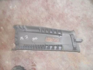 MAZDA 3 2005 ÇIKMA SOL ÜST ORTA DİREK PLASTİĞİ 2003 - 2004 - 2005 - 2006 - 2007 - 2008 - 2009 Arası Modellerle Uyumludur